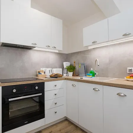Shortstaypoland Zelazna Warsaw Exterior photo