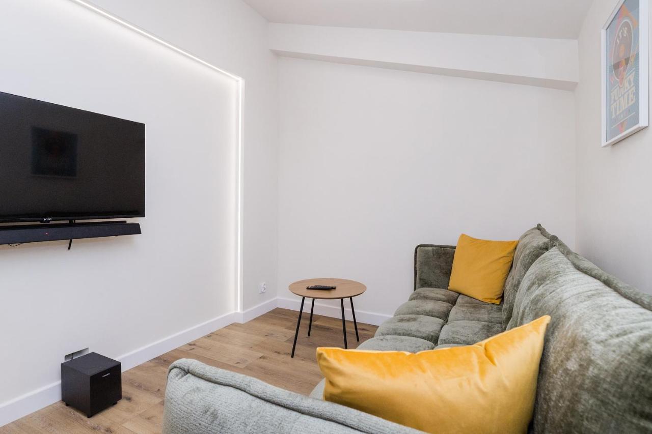 Apartment Shortstaypoland Zelazna