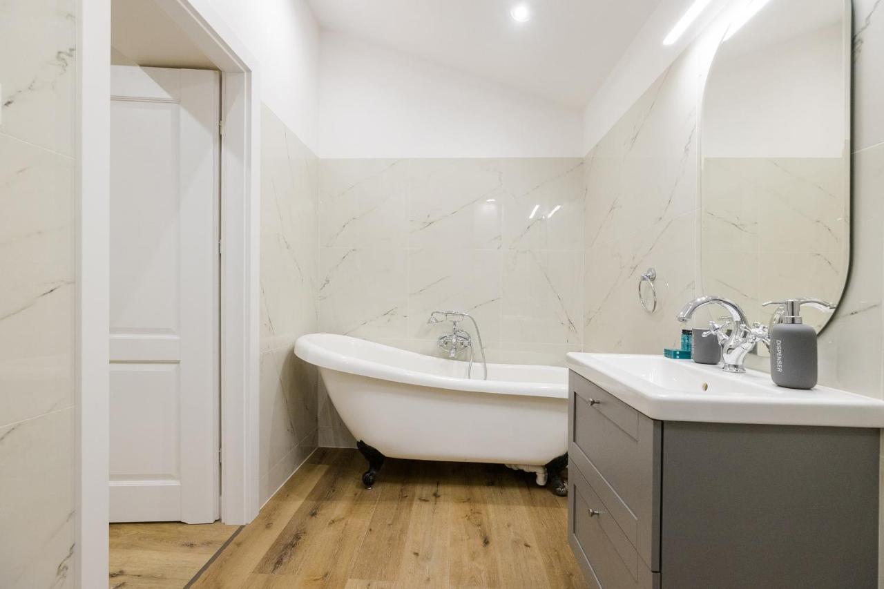 Apartment Shortstaypoland Zelazna *