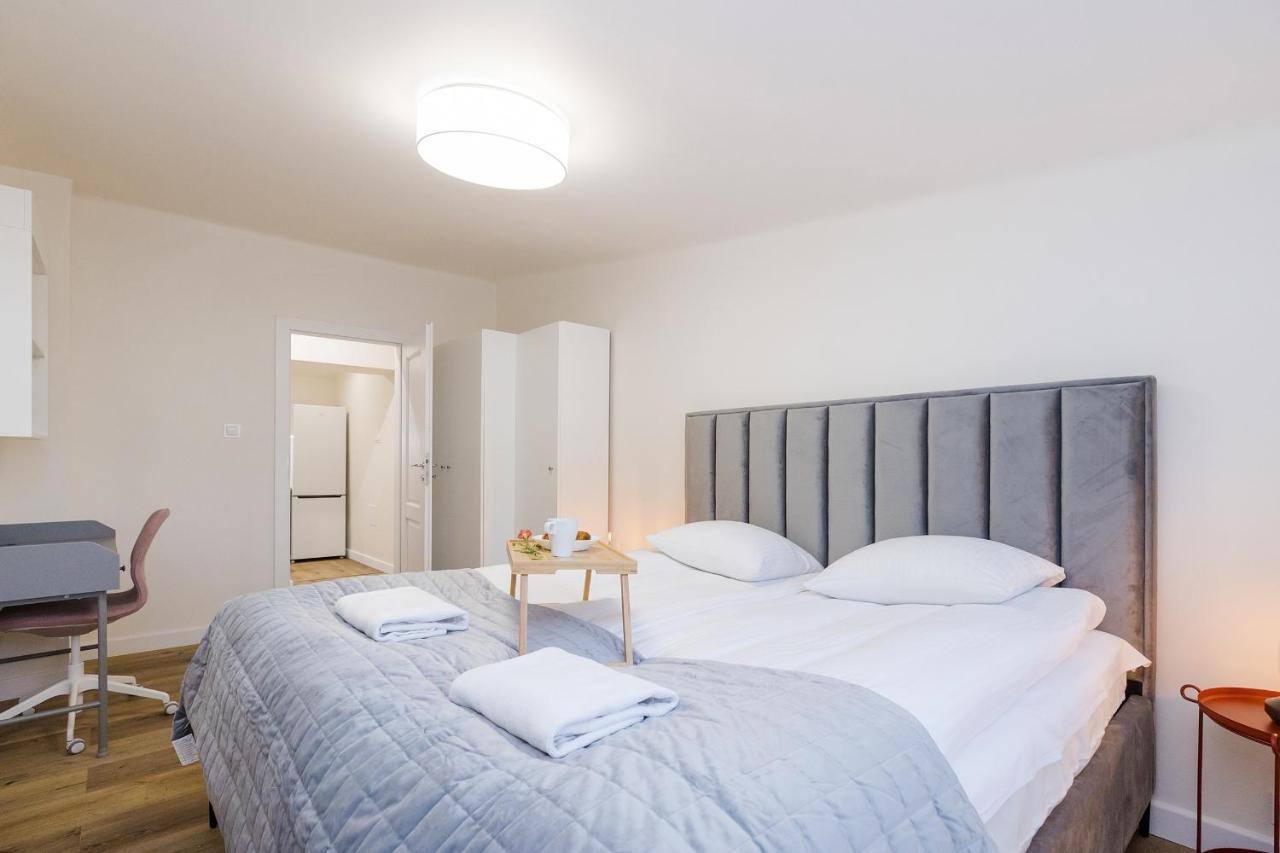 Shortstaypoland Zelazna Apartment
